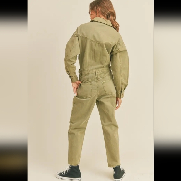 MIOU Muse NWTs Long Sleeve Utility Jumpsuit - Picture 3 of 6